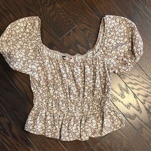SO -size small brown & White floral top